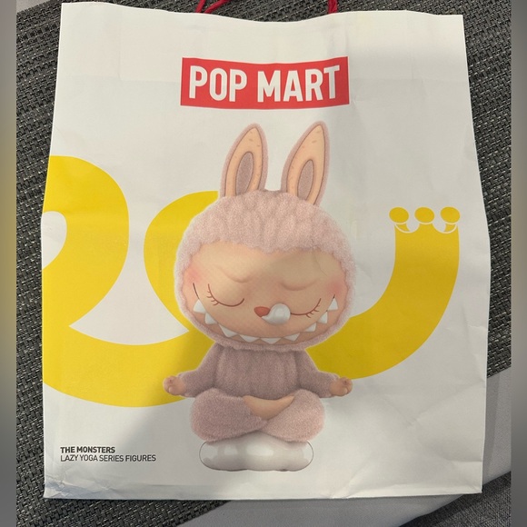 PopMart The Monsters Coca Cola Labubu NIB - Picture 5 of 9
